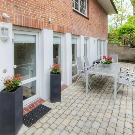Strandhaus Rodenbergstrasse *